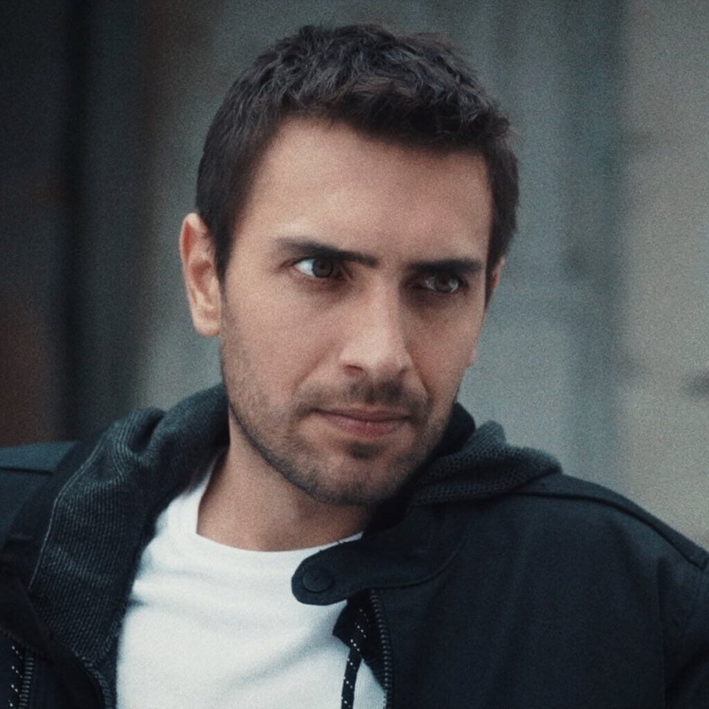 Tahir protagonista de fugitiva (mar negro) serie turca gratis